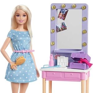 Barbie Big City, Big Dreams Playset